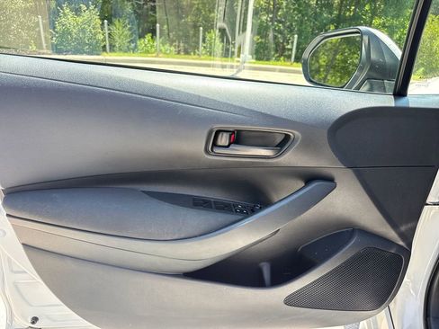 Used 2023 Toyota Corolla LE FWD image 13