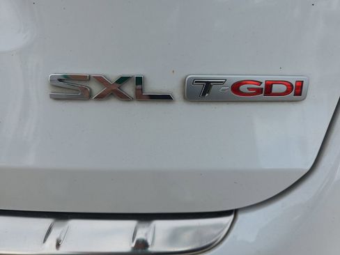 Used 2016 Kia Sorento SX AWD/4WD image 2