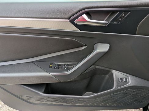 Used 2019 Volkswagen Jetta S w/ Driver Assistance Package image 13