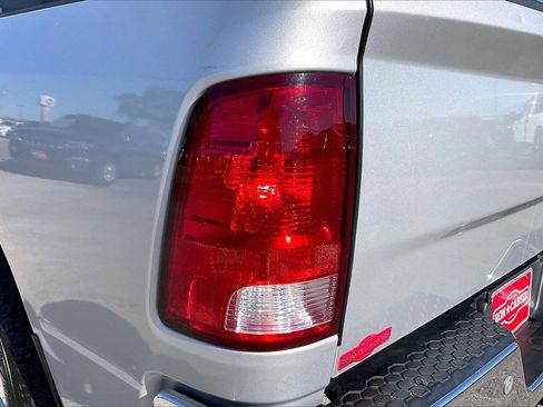 Used 2019 RAM 1500 Big Horn image 19