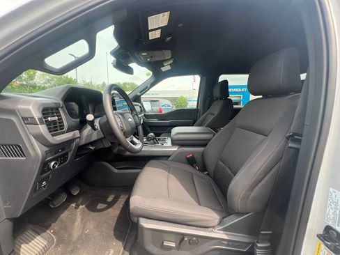 Used 2025 Ford F150 XLT w/ Equipment Group 302A MID AWD/4WD image 27