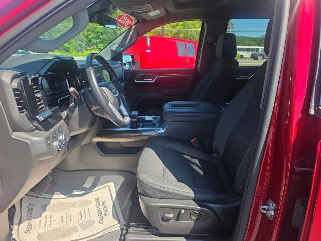 Used 2022 GMC Sierra 1500 Elevation w/ LPO, Elevation Black Package AWD/4WD image 22