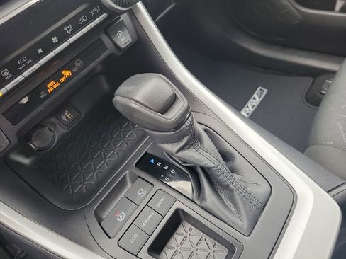 Certified 2024 Toyota RAV4 XLE image 24