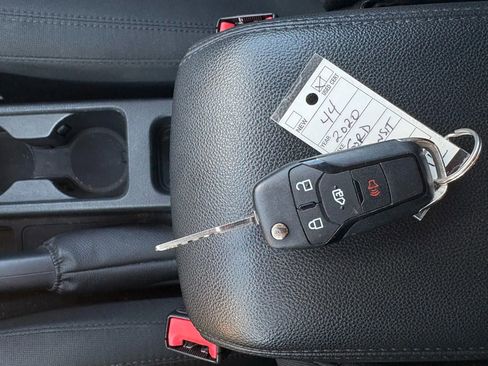 Used 2020 Ford Transit Connect XL image 21