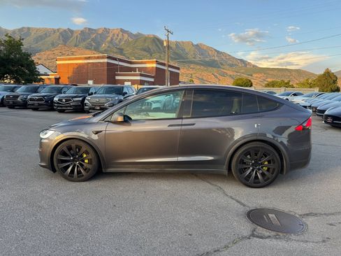 Used 2022 Tesla Model X Plaid AWD/4WD image 2