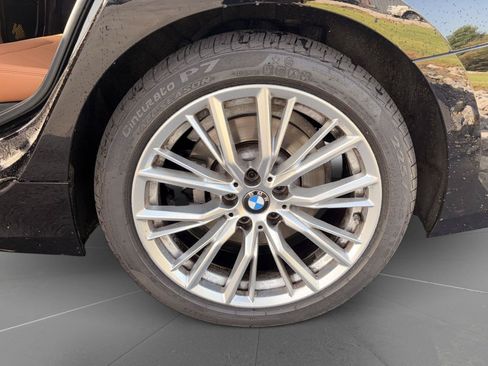 Used 2023 BMW 330i Sedan w/ Convenience Package RWD image 7
