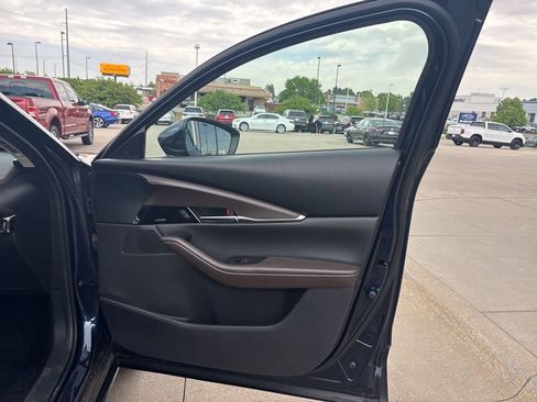 Used 2024 MAZDA CX-30 AWD 2.5 S w/ Premium Package image 27