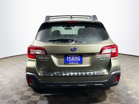 Used 2018 Subaru Outback 3.6R Limited image 7