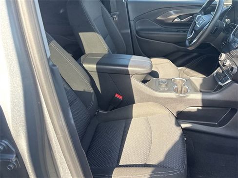 Used 2023 GMC Terrain SLE w/ Driver Convenience Package image 26