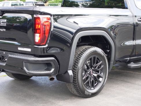 Used 2023 GMC Sierra 1500 Elevation w/ LPO, Elevation Black Package AWD/4WD image 10