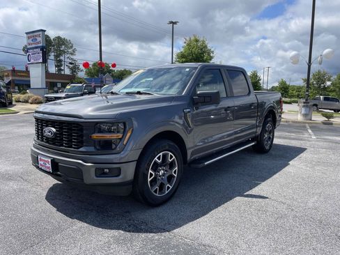 Used 2024 Ford F150 STX w/ Mobile Office Package RWD image 9