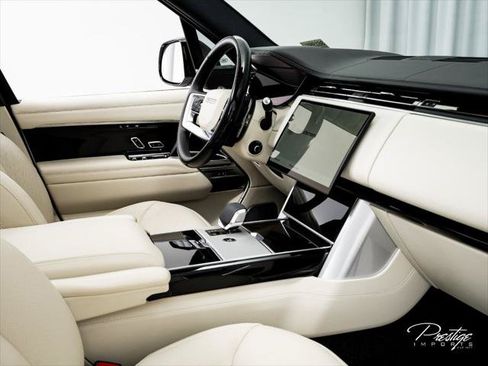 Used 2025 Land Rover Range Rover Autobiography AWD/4WD image 41