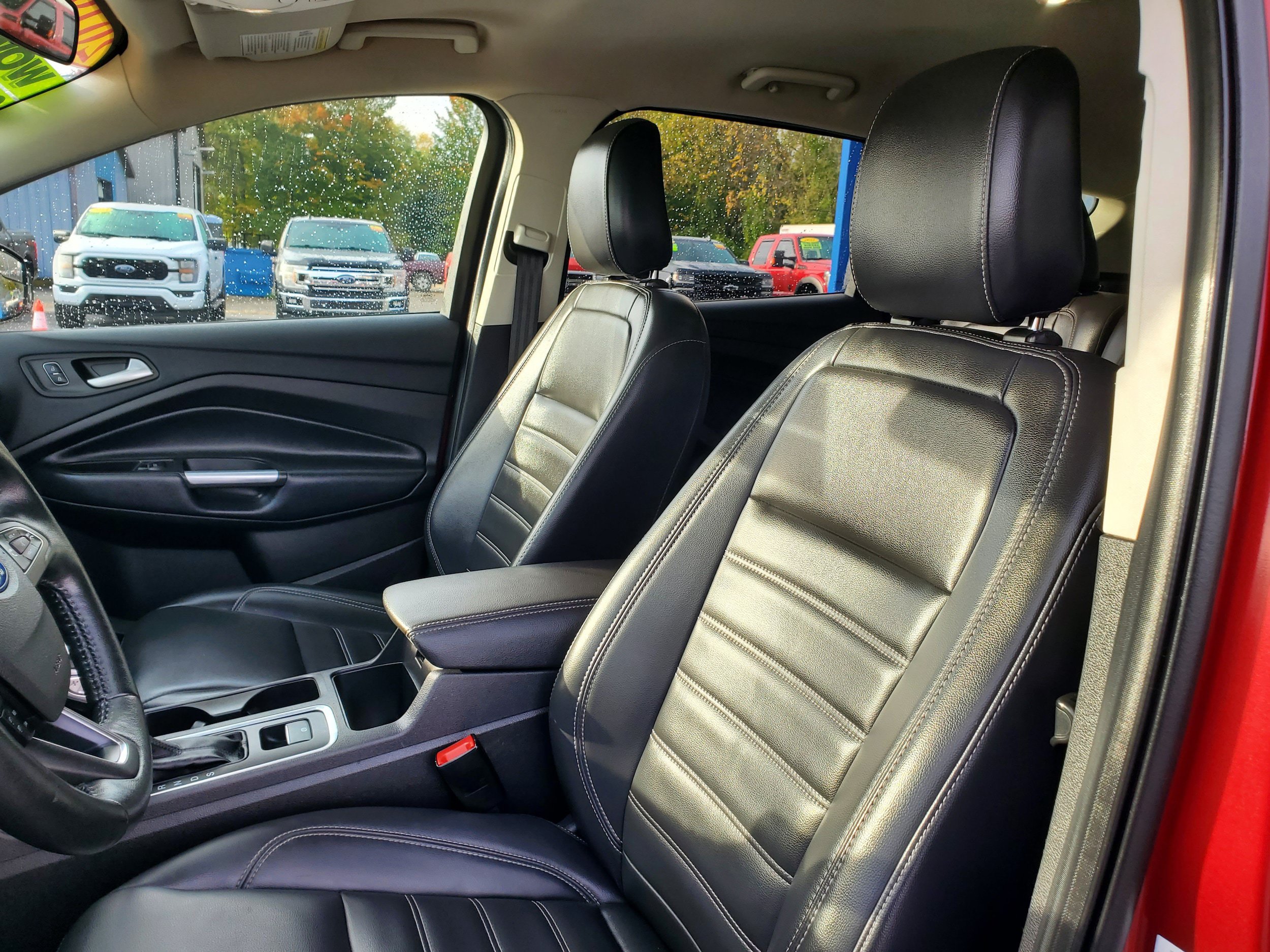 Used 2019 Ford Escape SEL AWD/4WD image 12