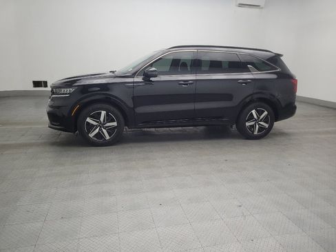 Used 2021 Kia Sorento EX w/ Panoramic Sunroof Package FWD image 2