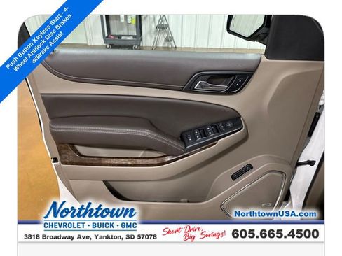Used 2017 Chevrolet Tahoe LT w/ LT Signature Package AWD/4WD image 11
