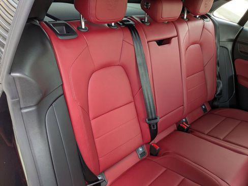 Certified 2025 Porsche Macan Electric image 29