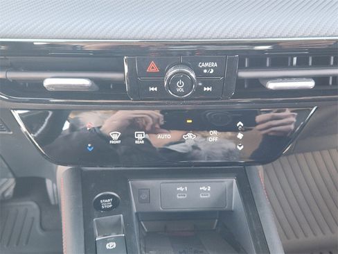 New 2026 Nissan Kicks SR image 15