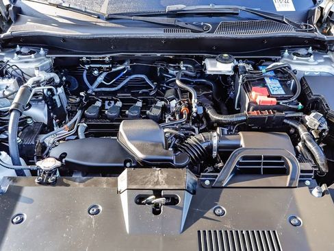 Used 2025 Honda CR-V EX-L image 31