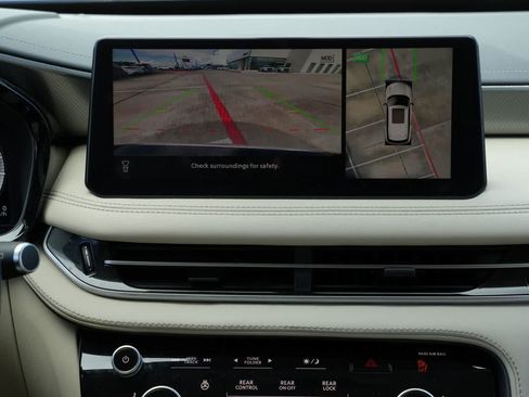 Certified 2023 INFINITI QX60 Luxe w/ Cargo Package AWD/4WD image 12