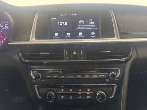 Used 2020 Kia Optima LX image 15