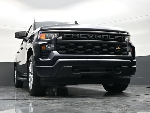 Used 2023 Chevrolet Silverado 1500 Custom RWD image 23