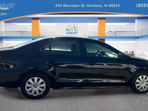 Used 2015 Volkswagen Jetta S FWD image 4