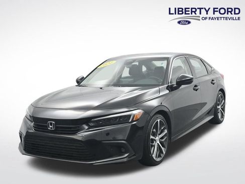 Used 2024 Honda Civic Touring image 1