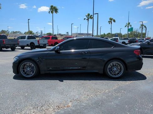 Used 2018 BMW M4 Coupe RWD image 8