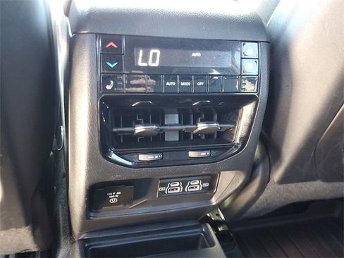 Used 2024 Jeep Grand Cherokee L Overland w/ Trailer Tow Package image 15