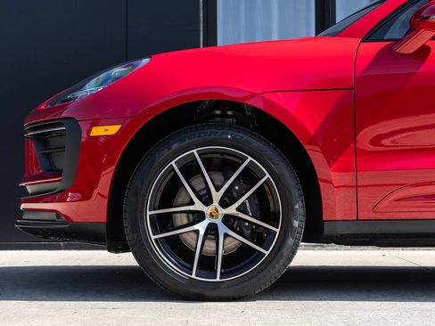 New 2026 Porsche Macan AWD/4WD image 13
