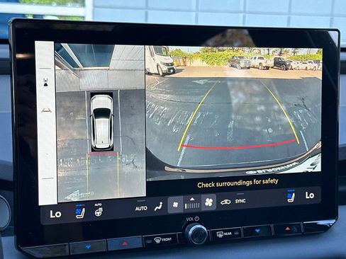 Certified 2026 Toyota RAV4 XSE w/ Panoramic Sun Roof Package AWD/4WD image 19