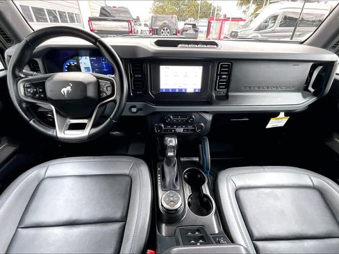 Certified 2023 Ford Bronco Black Diamond image 15