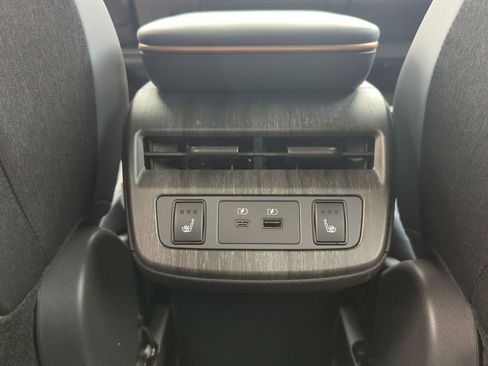 Used 2023 Nissan Ariya PLATINUM+ e-4ORCE image 22