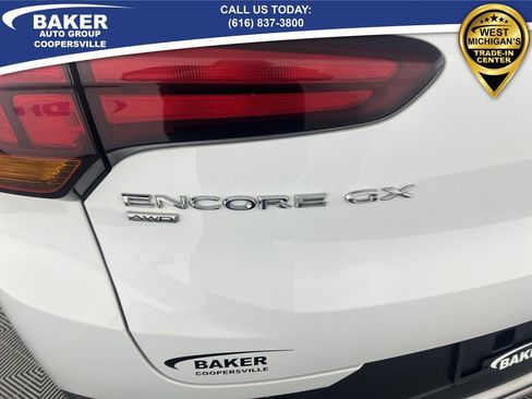 Used 2023 Buick Encore GX Select w/ Safety Package II image 31