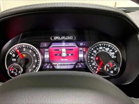 Used 2019 RAM 1500 Laramie image 13