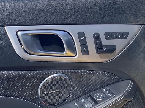 Used 2014 Mercedes-Benz SLK 350 image 16