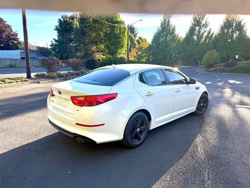 Used 2015 Kia Optima LX FWD image 5