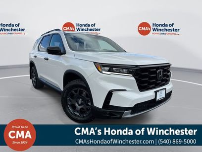 Certified 2025 Honda Pilot TrailSport