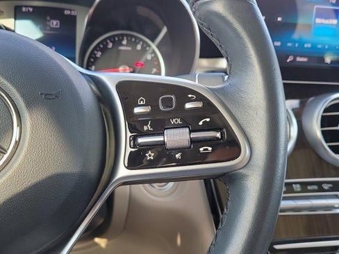 Used 2022 Mercedes-Benz GLC 300 image 17