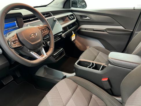New 2027 Chevrolet Bolt LT w/ Comfort Package FWD image 16