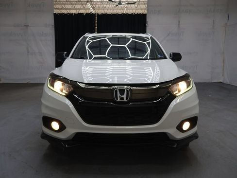 Used 2020 Honda HR-V Sport image 2