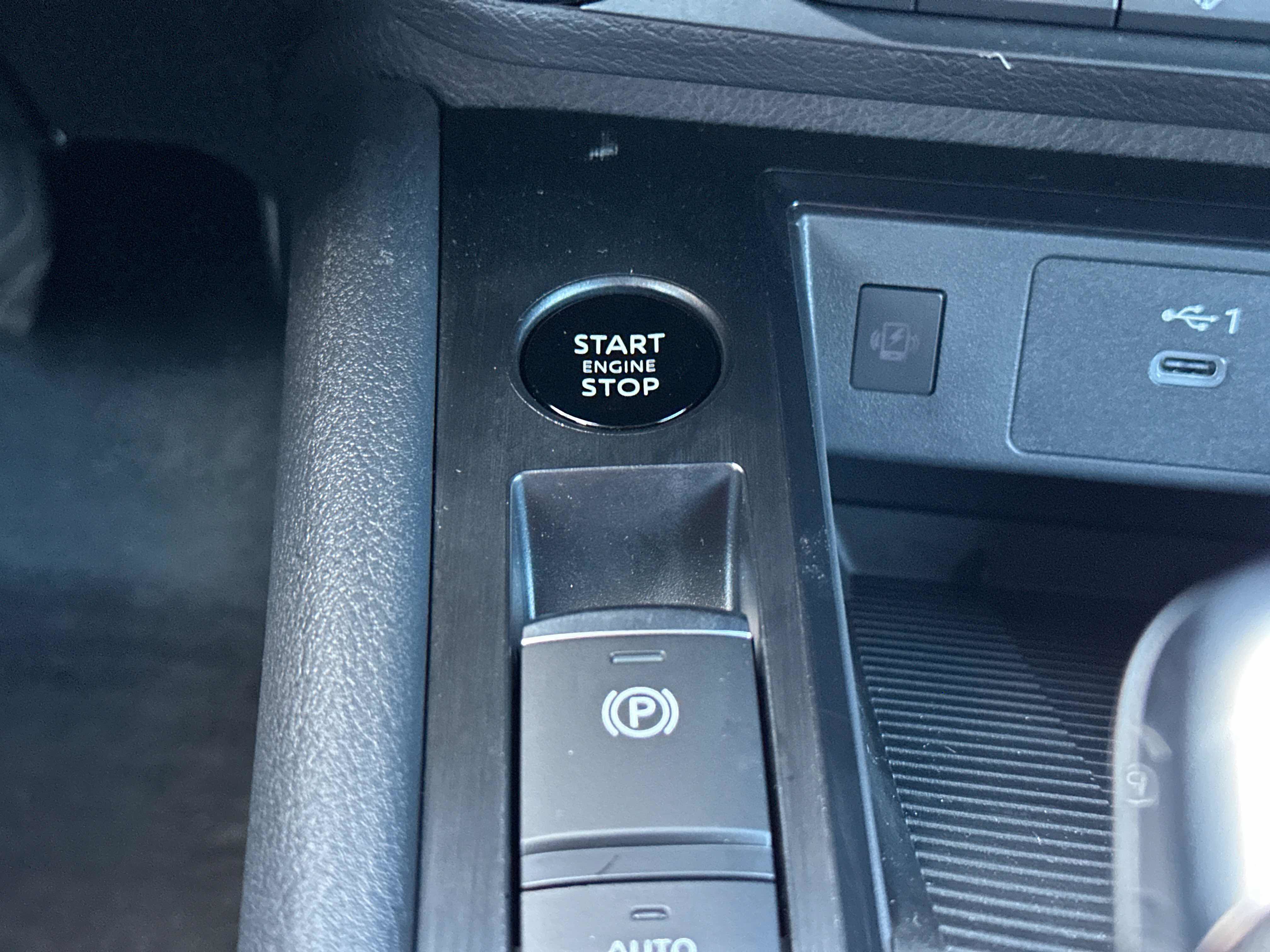 New 2027 Nissan Kicks SV AWD/4WD image 35