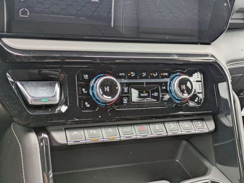 New 2026 GMC Sierra 1500 AT4X image 23