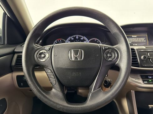 Used 2013 Honda Accord LX image 8