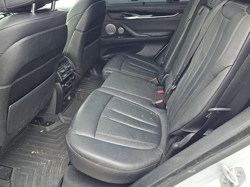 Used 2018 BMW X5 xDrive50i w/ Dynamic Handling Package image 19