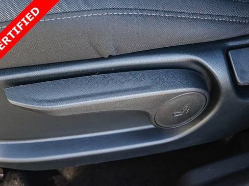 Certified 2025 Hyundai Santa Cruz SE FWD image 24