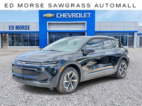 New 2026 Chevrolet Equinox EV LT image 1