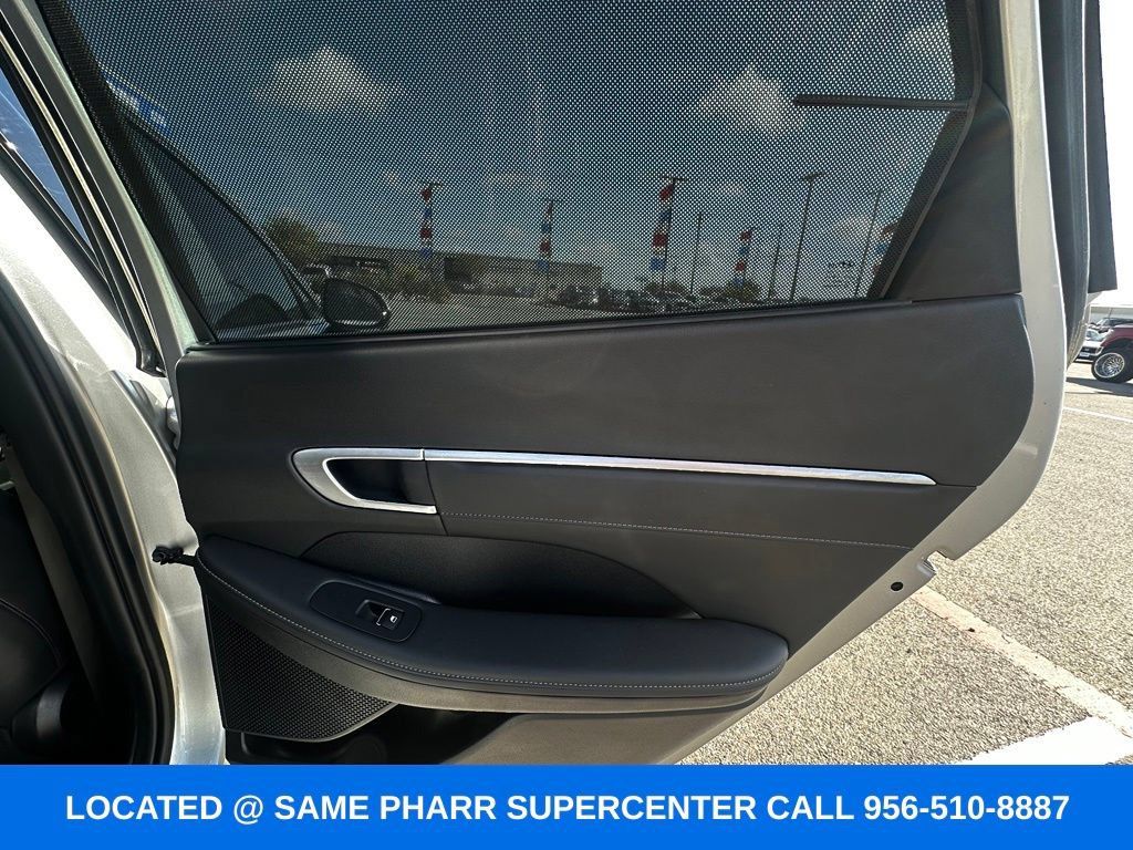 Used 2025 Hyundai Sonata Limited FWD image 31
