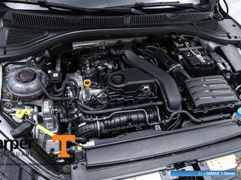 Used 2023 Volkswagen Jetta SE w/ Panoramic Sunroof Package image 65