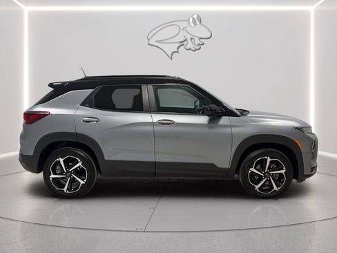 Used 2023 Chevrolet TrailBlazer RS w/ Convenience Package AWD/4WD image 6